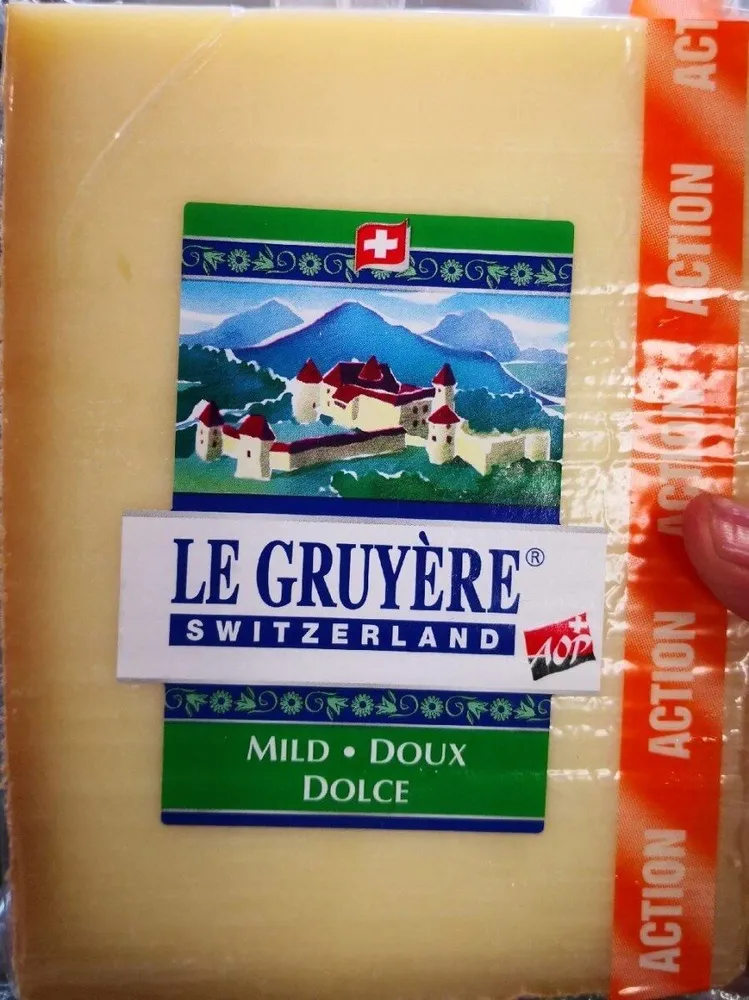 Le gruyère Switzerland doux