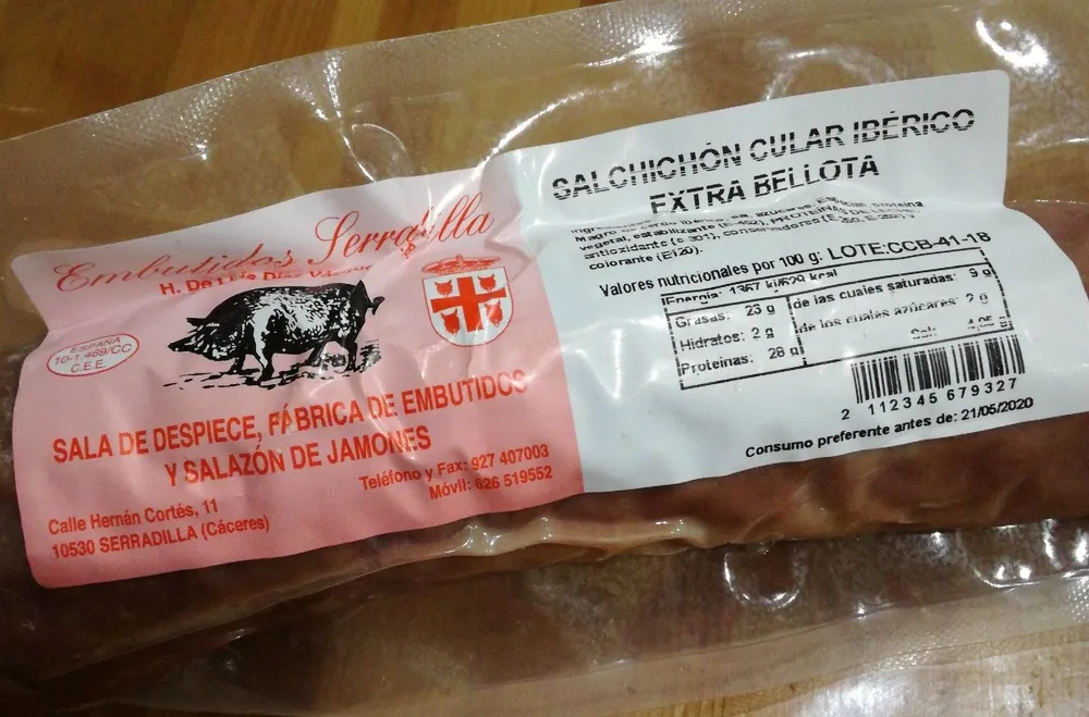 Salchichón cular ibérico extra de bellota