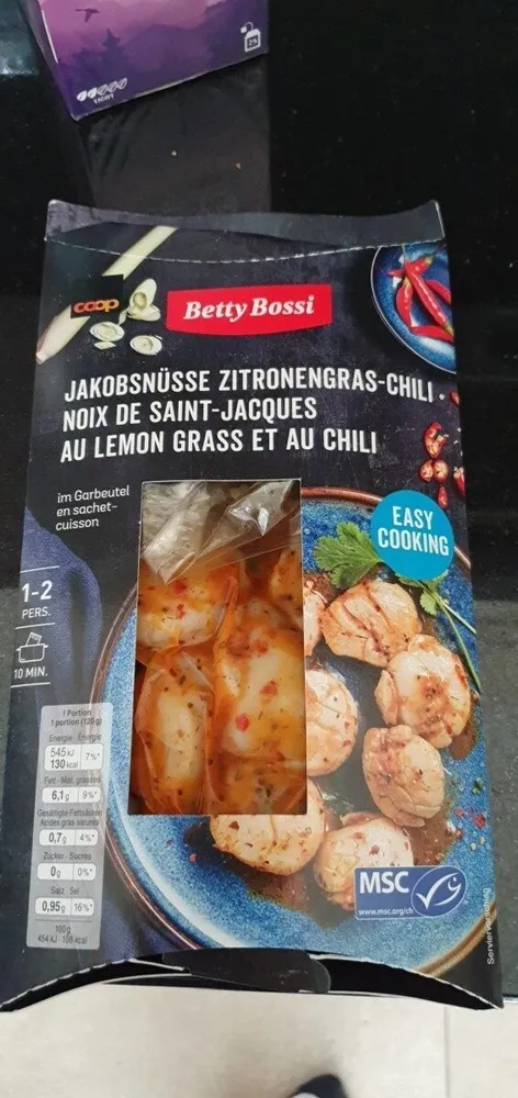 Noix de St-Jacques au lemon grass et au chili