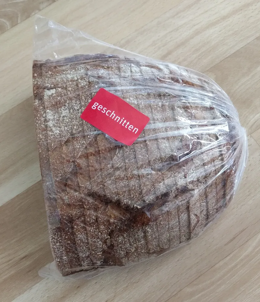 Krustenbrot geschn.