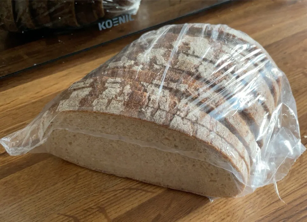 Landbrot geschnitten