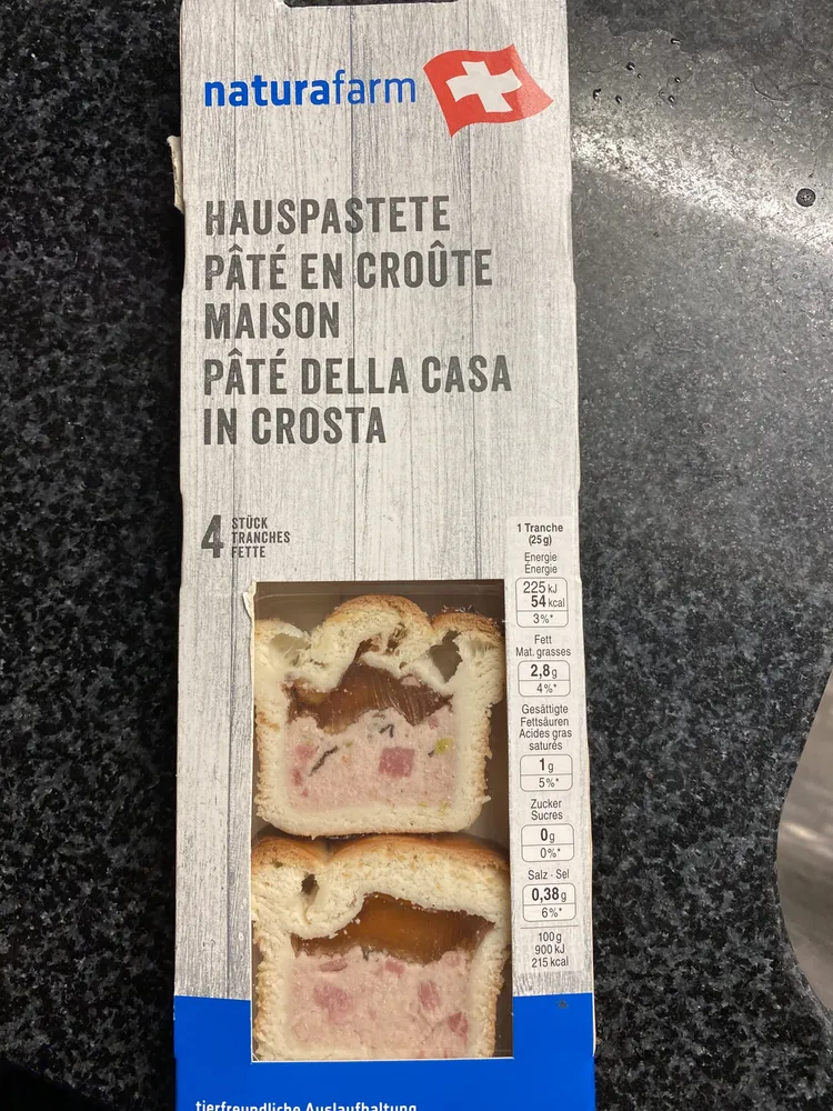 HAUSPASTETE PÂTÉ EN CROÛTE MAISON PÂTÉ DELLA CASA IN CROSTA