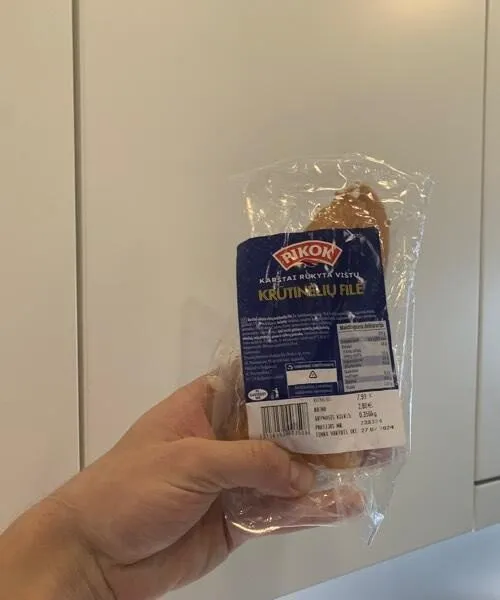 Karštai rūkyta vištų  krūtinėlių filė