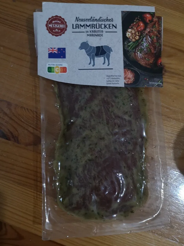 Lammrücken in Kräuter Marinade