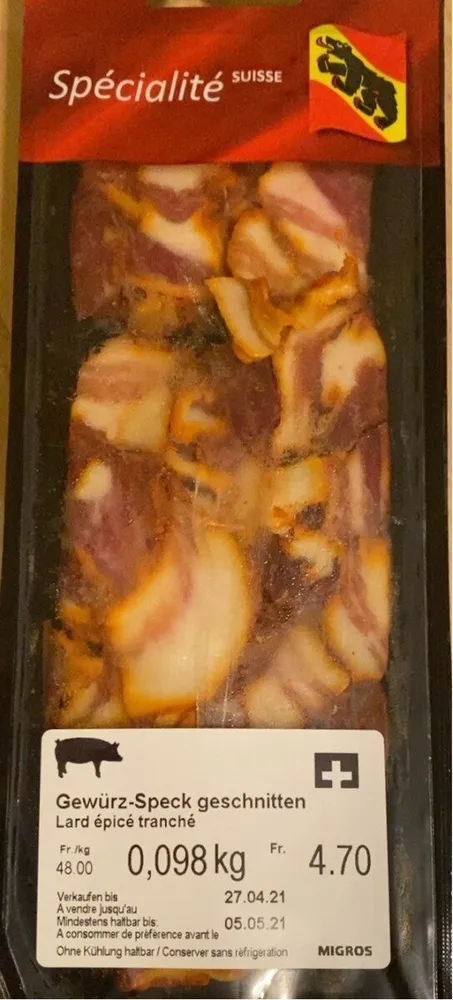 Lard épicé tranché