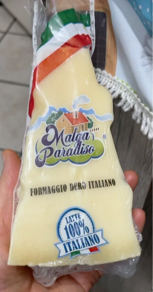 Formaggio duro italiano