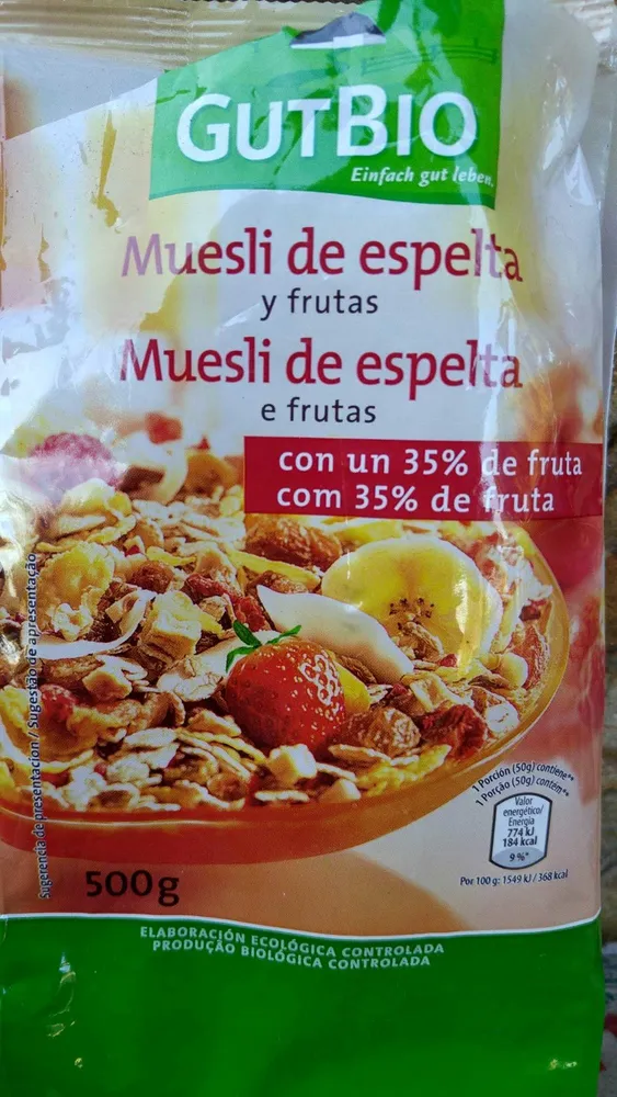 Muesli de espelta y frutas