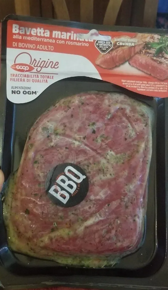 Bavetta marinata alla mediterranea con rosmarino