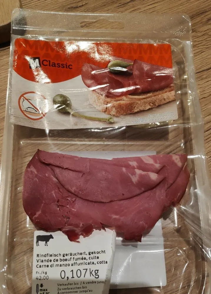Viande de boeuf fumée, cuite