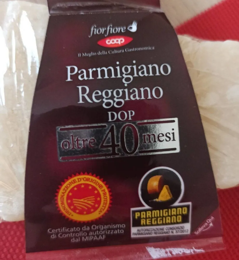 Parmigiano reggiano oltre 40 mesi