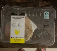 Pechuga de pollo fileteada marinada la ajillo