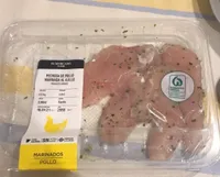 Pechuga de pollo marinada al ajillo