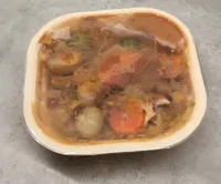 Pollo al vino con verduritas