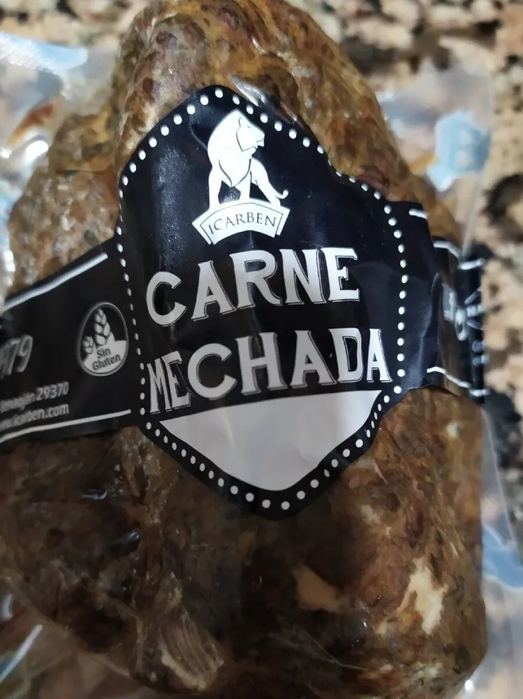 Carne mechada finas hierbas