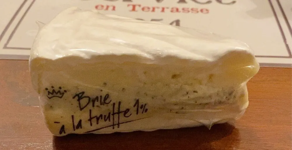 Brie à la truffe 1%