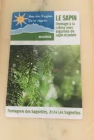 Le Sapin fromage à la crème avec aiguilles de sapin et poivre