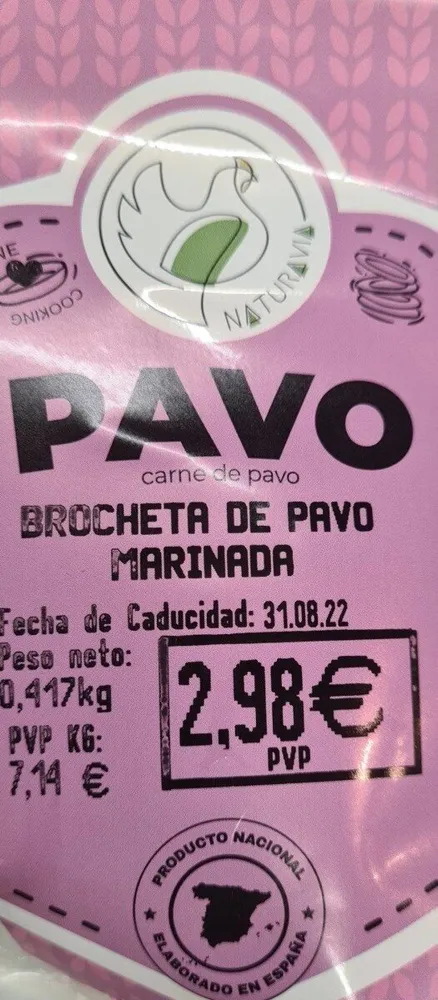 Brocheta de pavo marinada