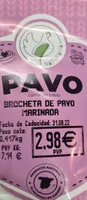 Brocheta de pavo marinada