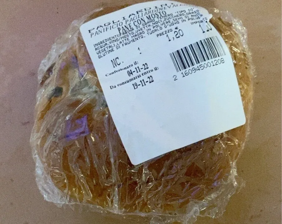 Pane con mosto