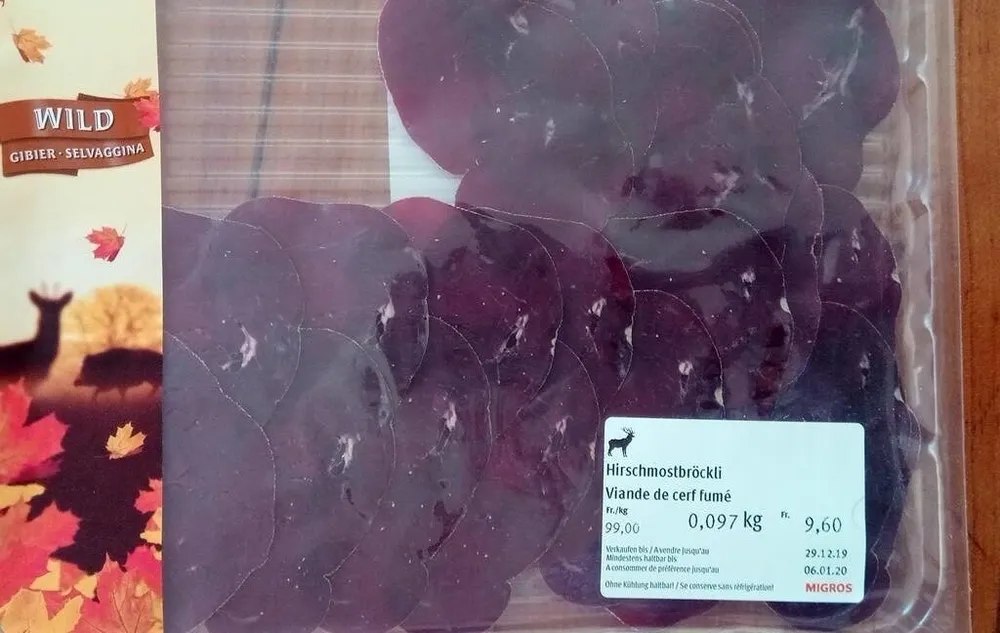 Viande de cerf fumé