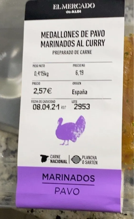 Medallones de pavo marinados al curry