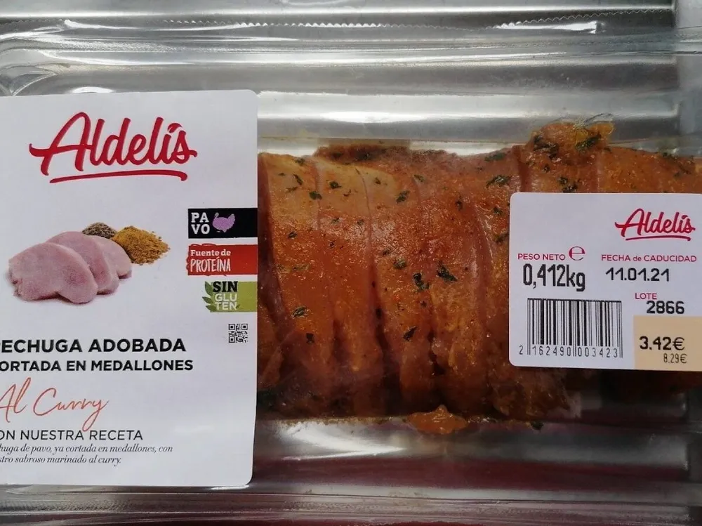 Pechuga adobada medallones