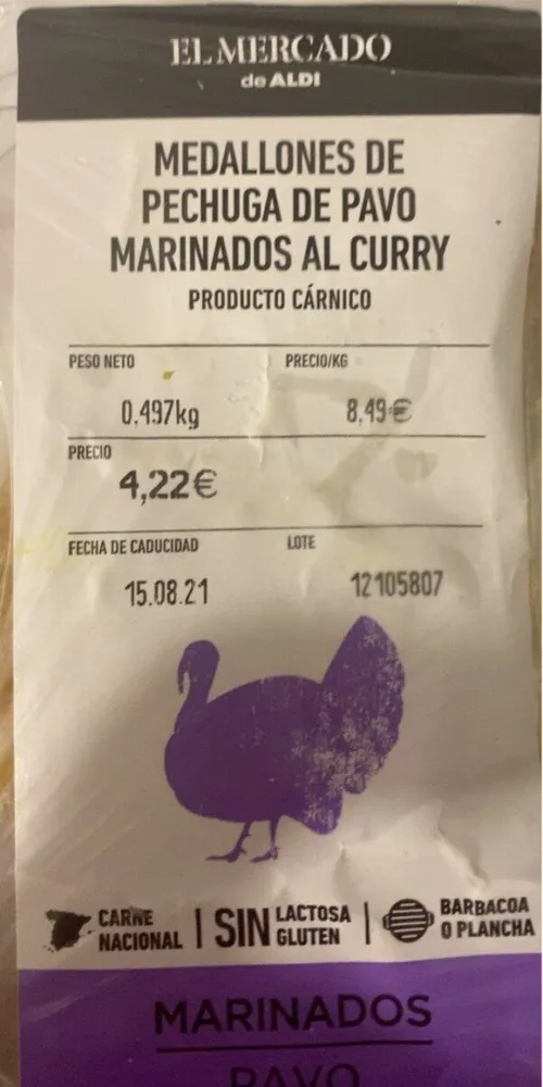 Pechuga de pavo marinado al ciurry