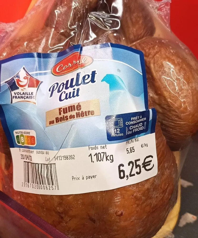 Poulet cuit fumé au bois de hêtre