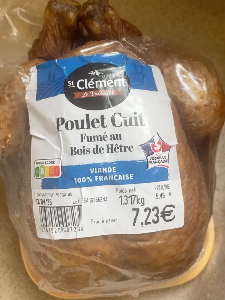 Poulet cuit fumé au bois