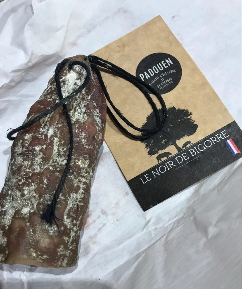 Saucisson de porc noir de bigorre