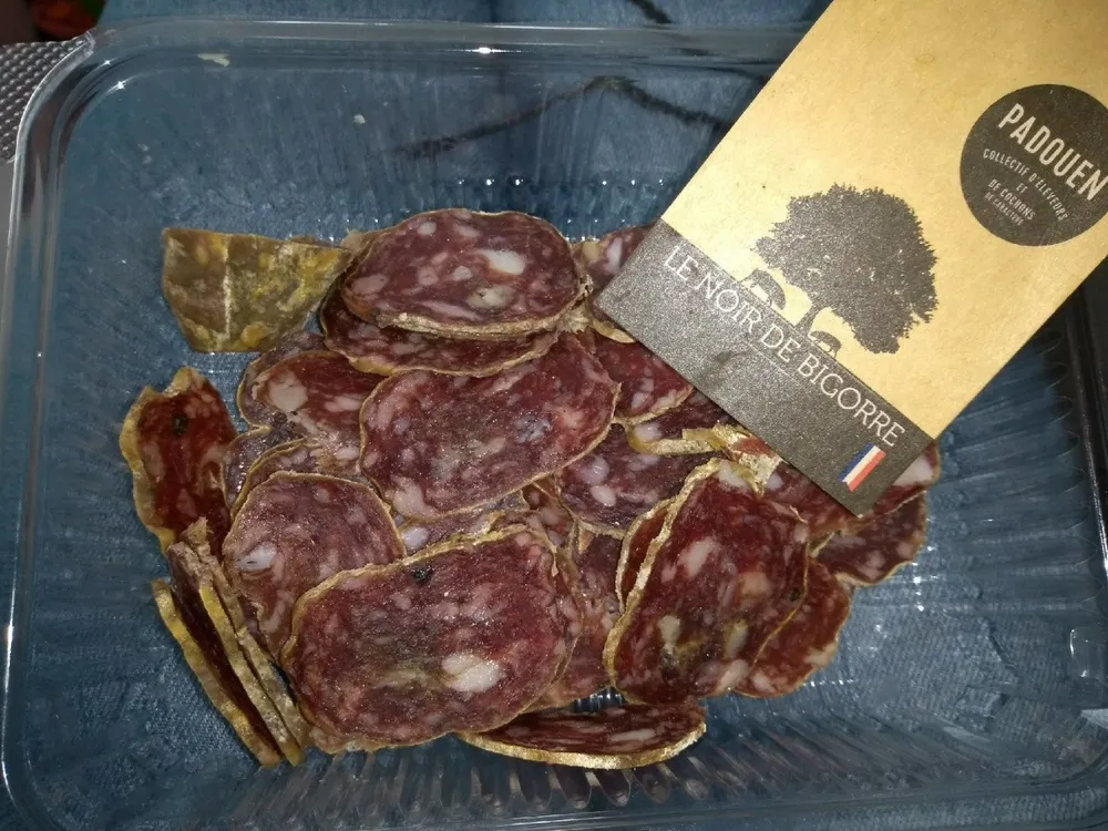 saucisson de porc noir de bigorre