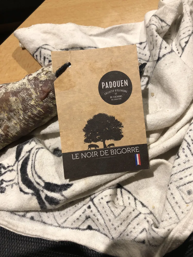 Saucisson de porc noir de Bigorre