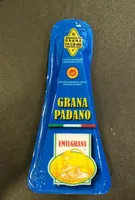 Cuña de queso Grana Padano