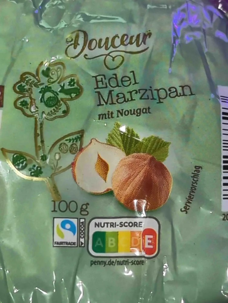 Edel Marzipan mit Nougat