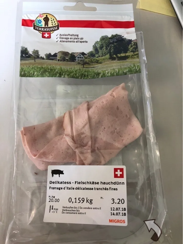Fromage d'italie delicatesse tranchés fines