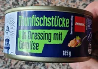 Thunfischstücke in Dressing mit Gemüse
