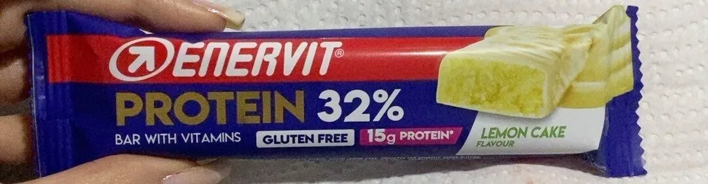 Bar with vitamins