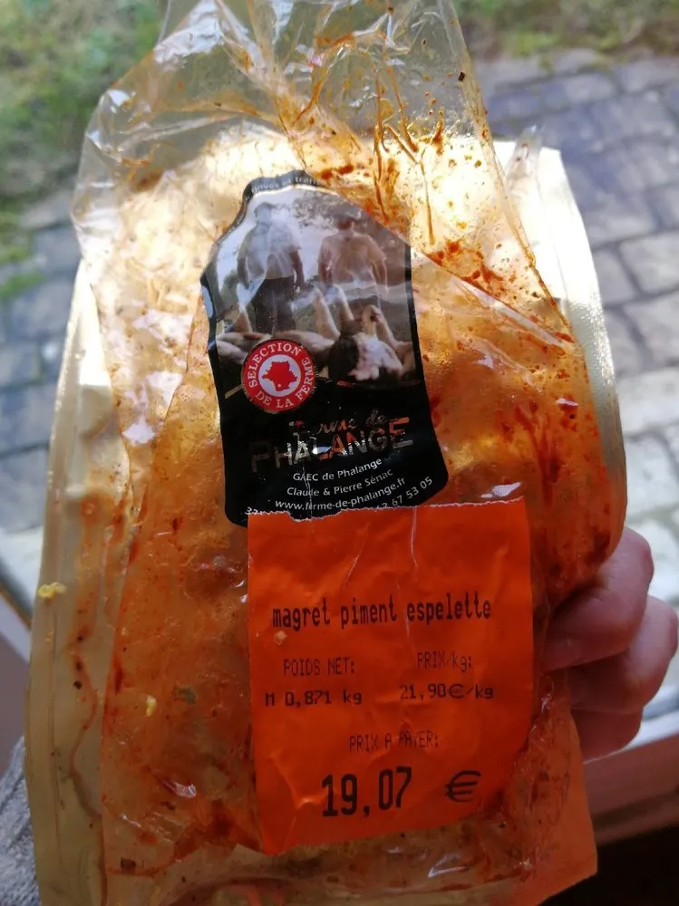 Rôti de magrets de canard au piment d'Espelette