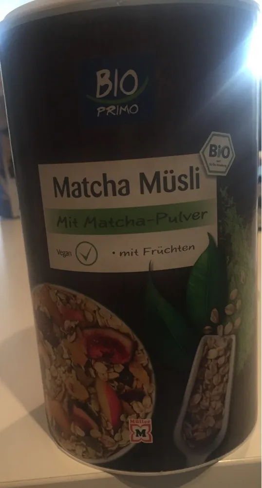 Matcha muesli