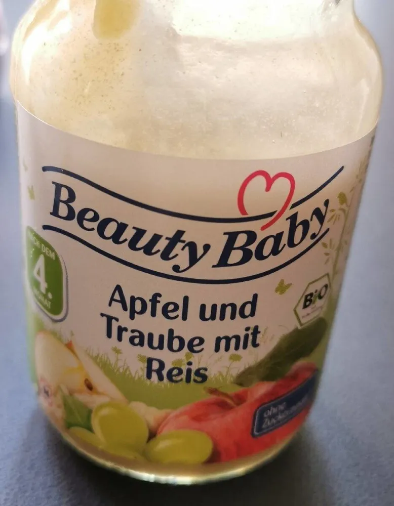 Apfel und traube mit reis