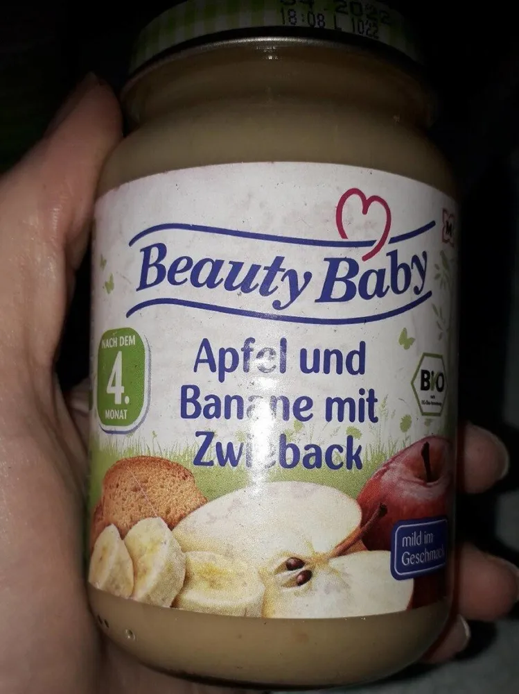 Apfel und Banane mit Zweback