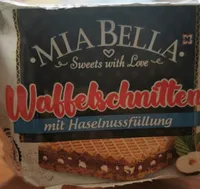 Chocolate and hazelnut wafers