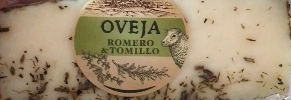 Queso oveja con romero y tomillo