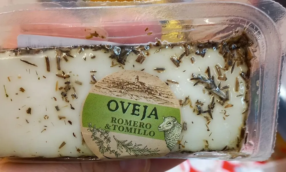 Queso oveja romero y tomillo