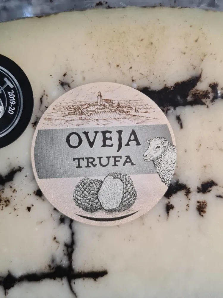 Queso Oveja Trufa