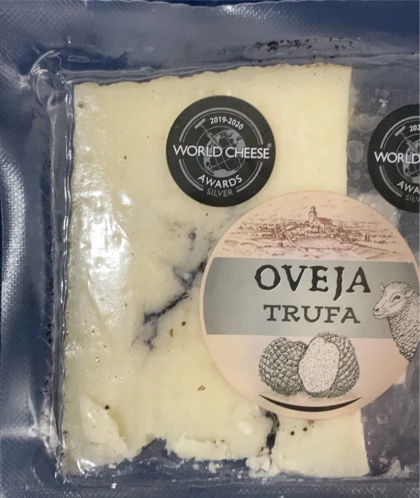 Queso oveja curado graso con trufa