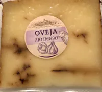 Queso curado de oveja con ajo negro