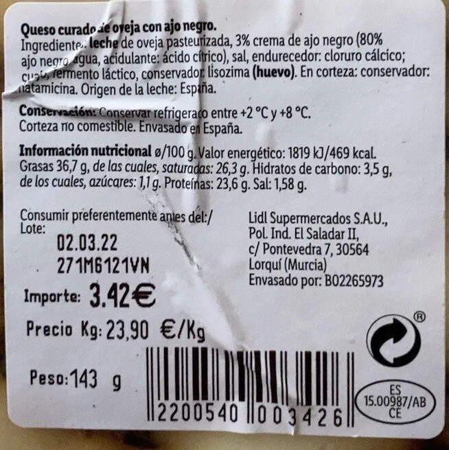 Queso curado de obeja con ajo negro