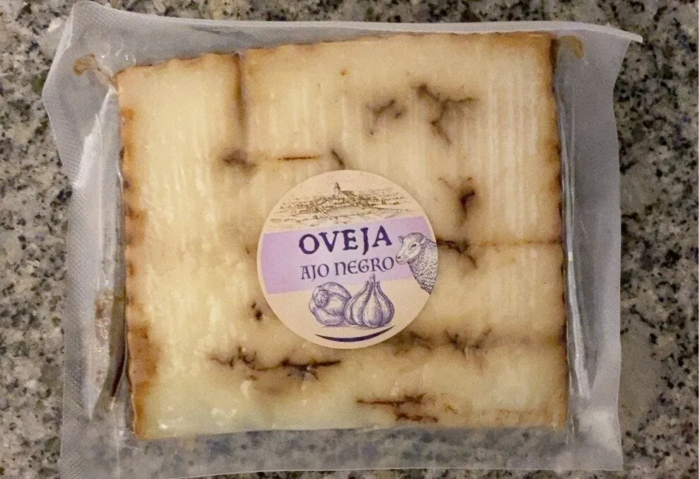 Queso oveja ajo negro