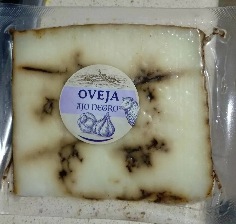 Queso oveja Ajo Negro